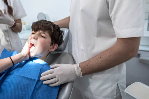 Best Broken or Cracked Tooth Emergency Dentist in Lake Arrowhead, ME